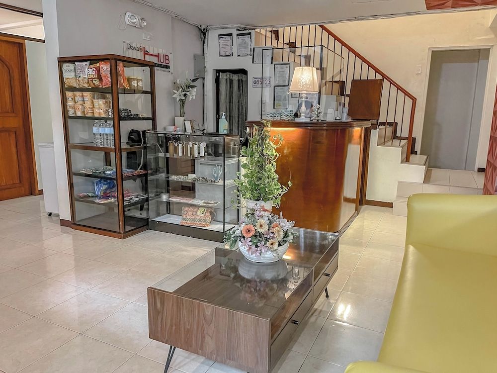 Davao Hub Dormitel Bed & Breakfast