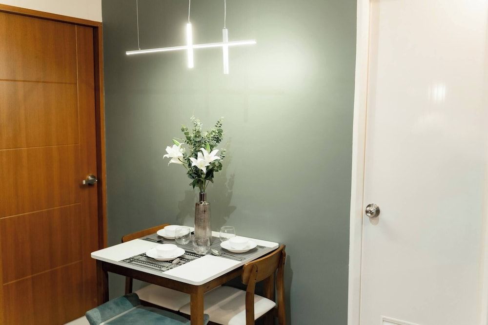 2-bedroom Elegant Condo With Sunrise & Mountain View Condo, 2 Bedrooms, Accessible, Smoking 32