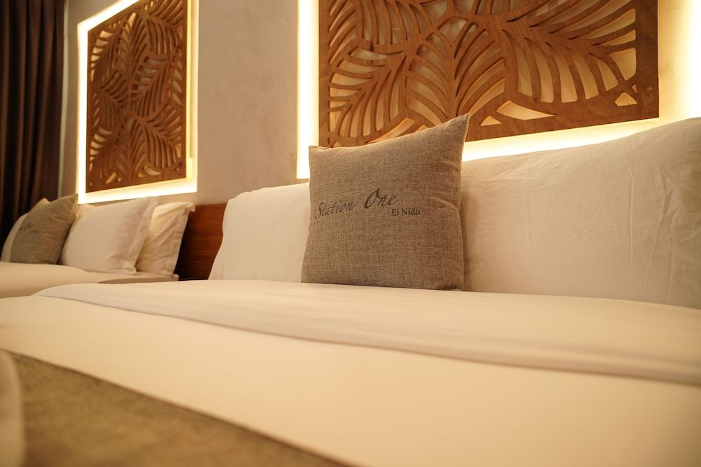 Station One Beach Resort El Nido Deluxe Suite, Pool View 2