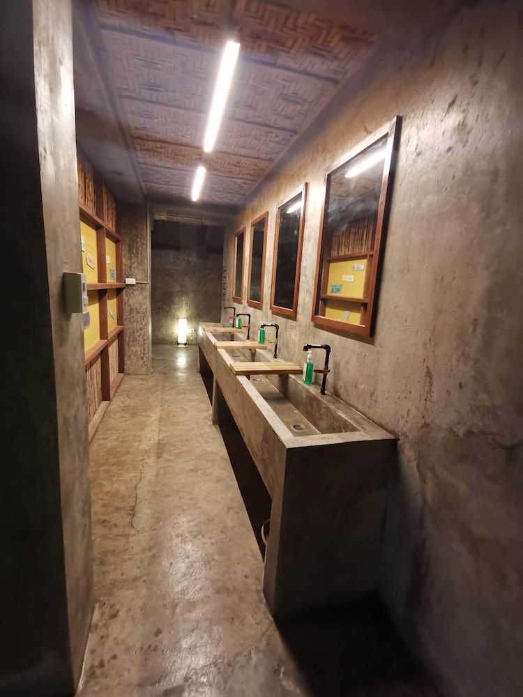 Hang Loose Hostel Romantic Single Room 5