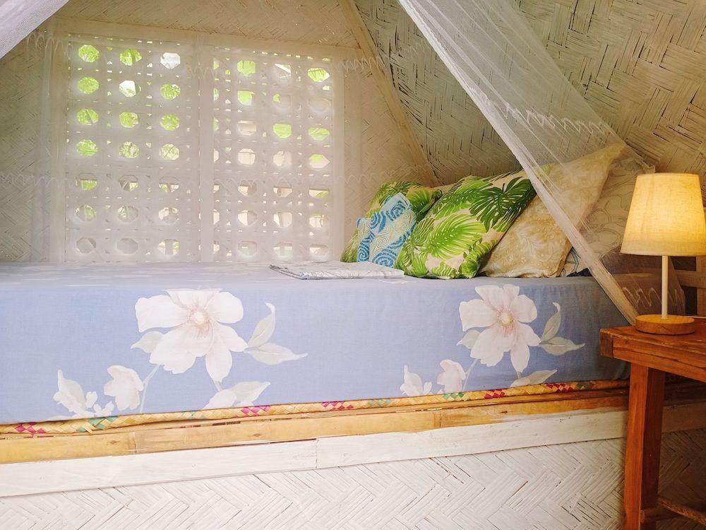 Amwani Breeze Comfort Cottage, 1 Queen Bed, Shared Bathroom, Partial Sea View 13