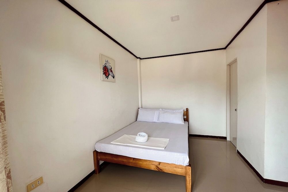 Brenmariel Tourist Inn El Nido Palawan Standard Room 2