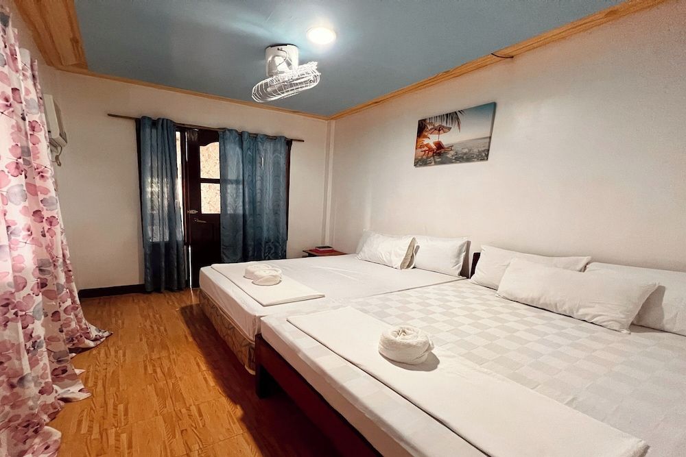 Brenmariel Tourist Inn El Nido Palawan Family Room 2