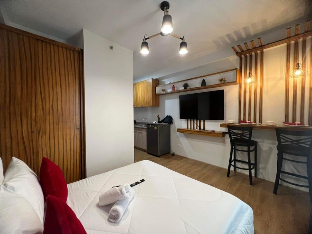 Rinann's Mesatierra Garden Residences Standard Condo 3