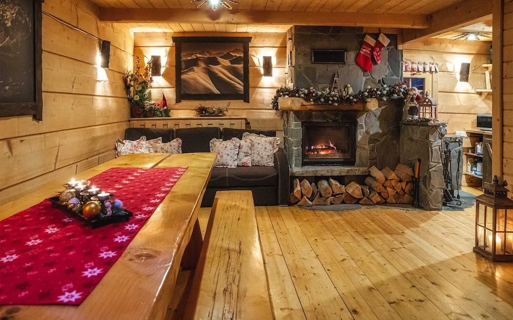 Romantic Cabin