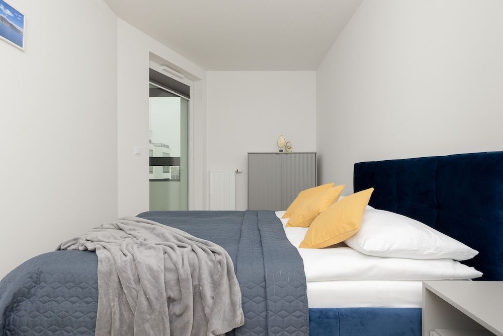 Apartment, 2 Bedrooms, Balcony