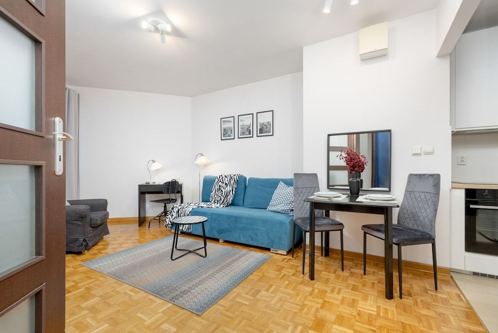 Apartment, 1 Bedroom, Pool Access