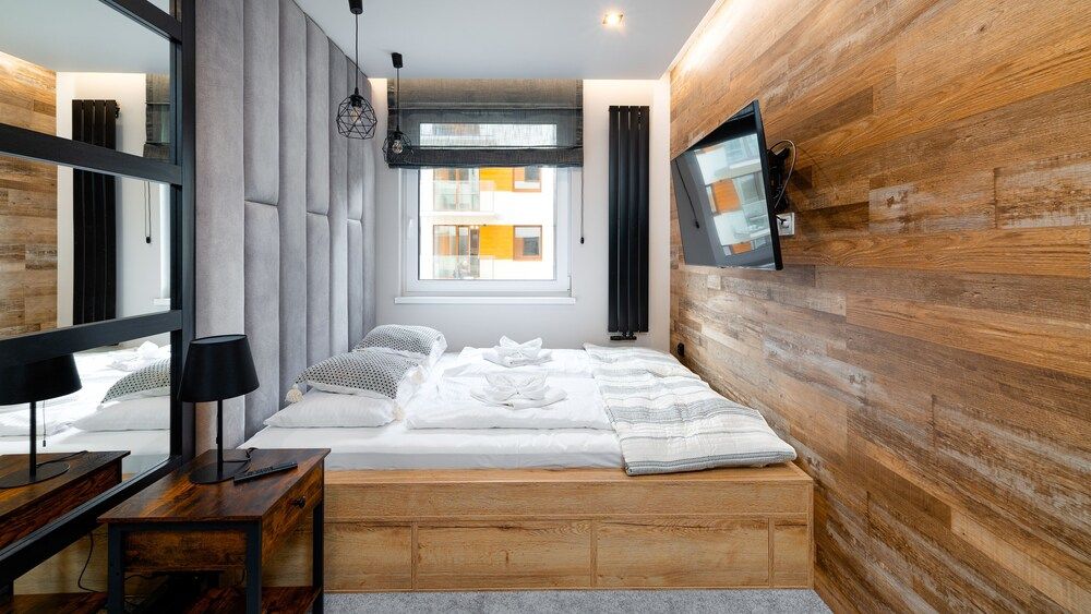 Apartment (5B/20)