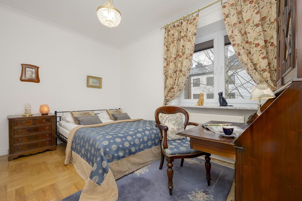 Apartment, 3 Bedrooms, 2 Bathrooms
