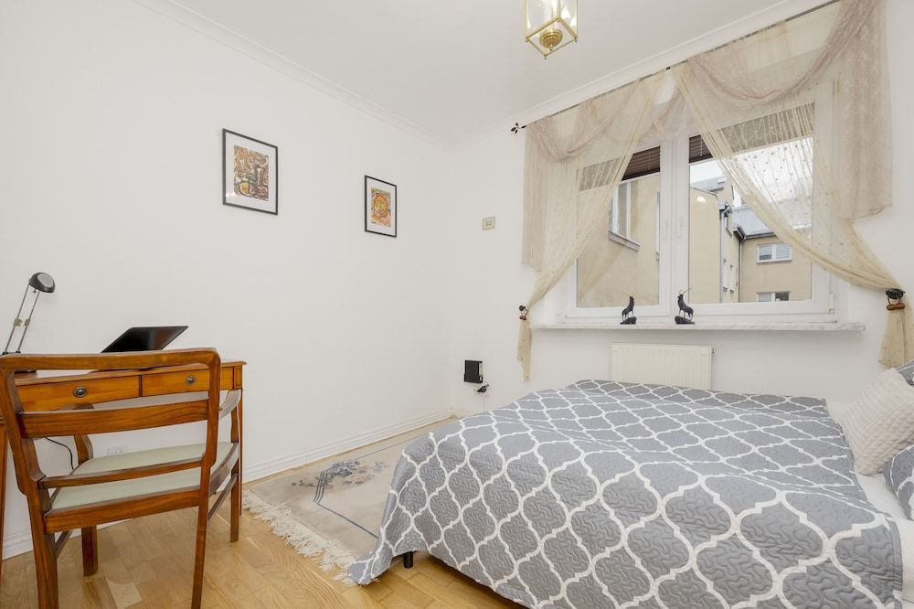 Apartment, 3 Bedrooms, 2 Bathrooms