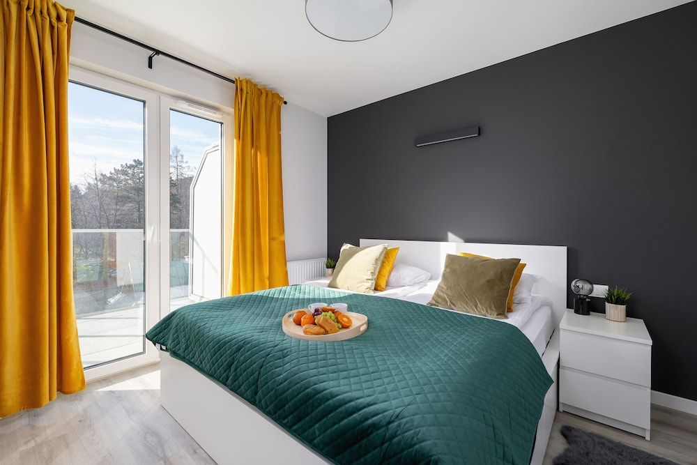 Apartment, 1 Bedroom, Balcony, Mountain View