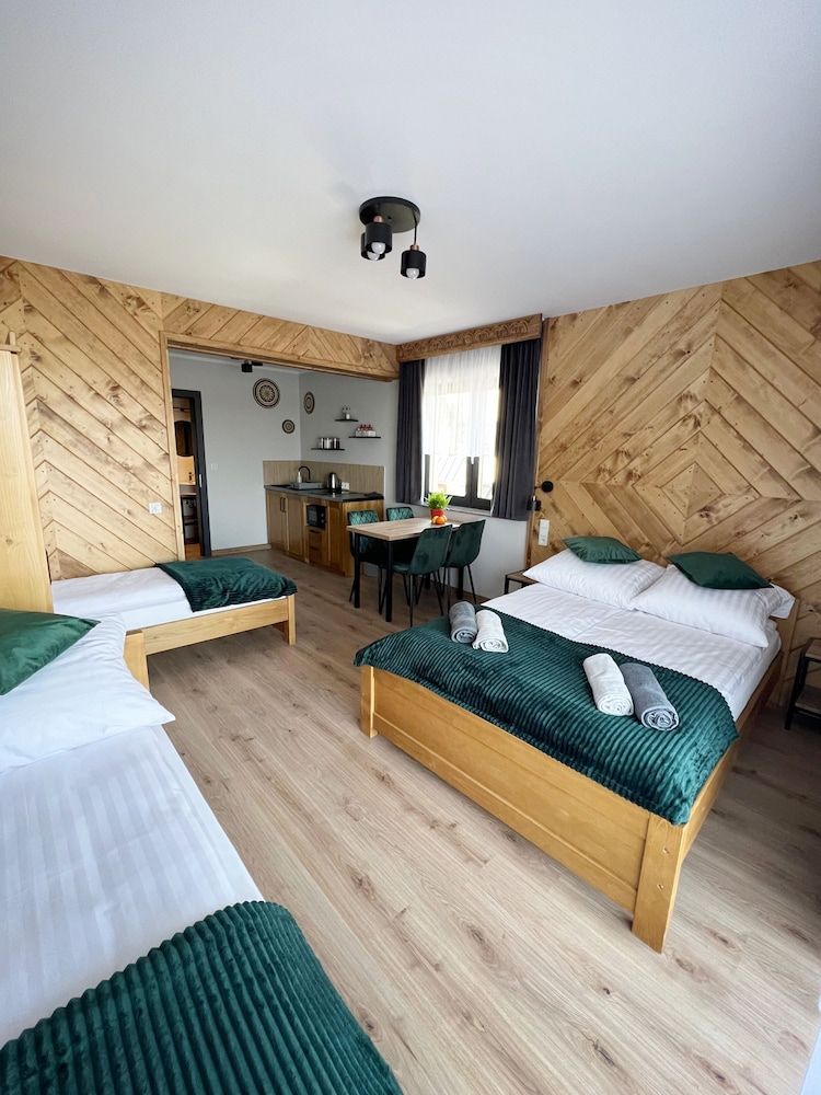 Standard Studio Suite, Kitchenette, Mountainside (7)
