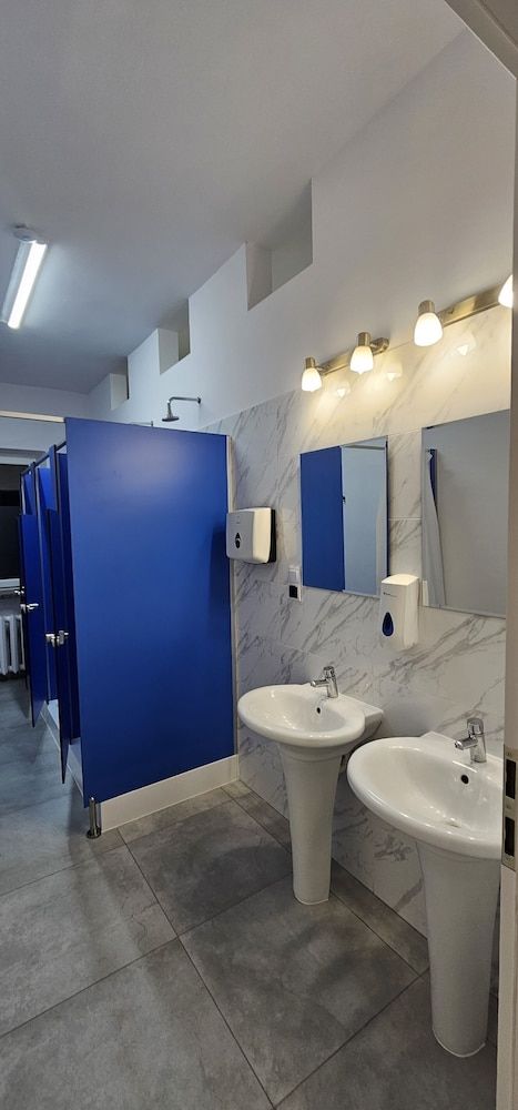 Rest Hostel Basic Triple Room 3