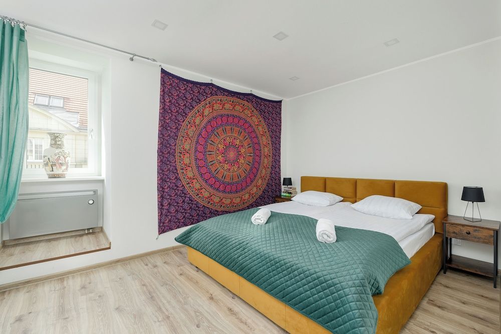 Apartment, 3 Bedrooms, 2 Bathrooms