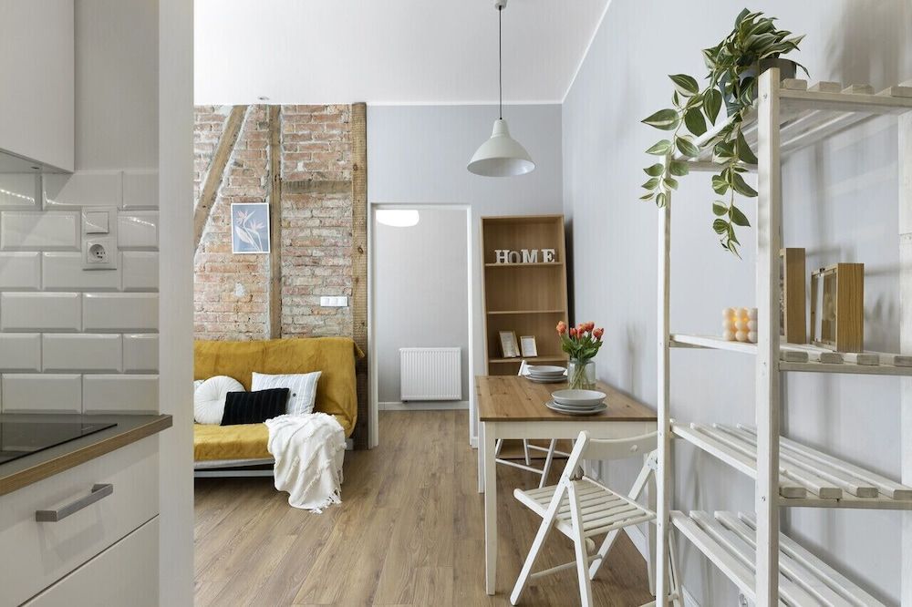 Classic Apartment, Courtyard View