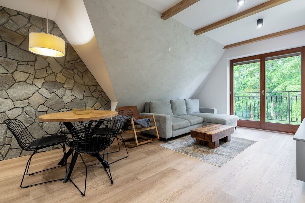 Comfort Apartment, Balcony, Mountain View
