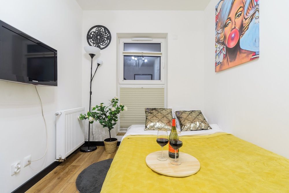 Superior Apartment, Balcony, Courtyard View