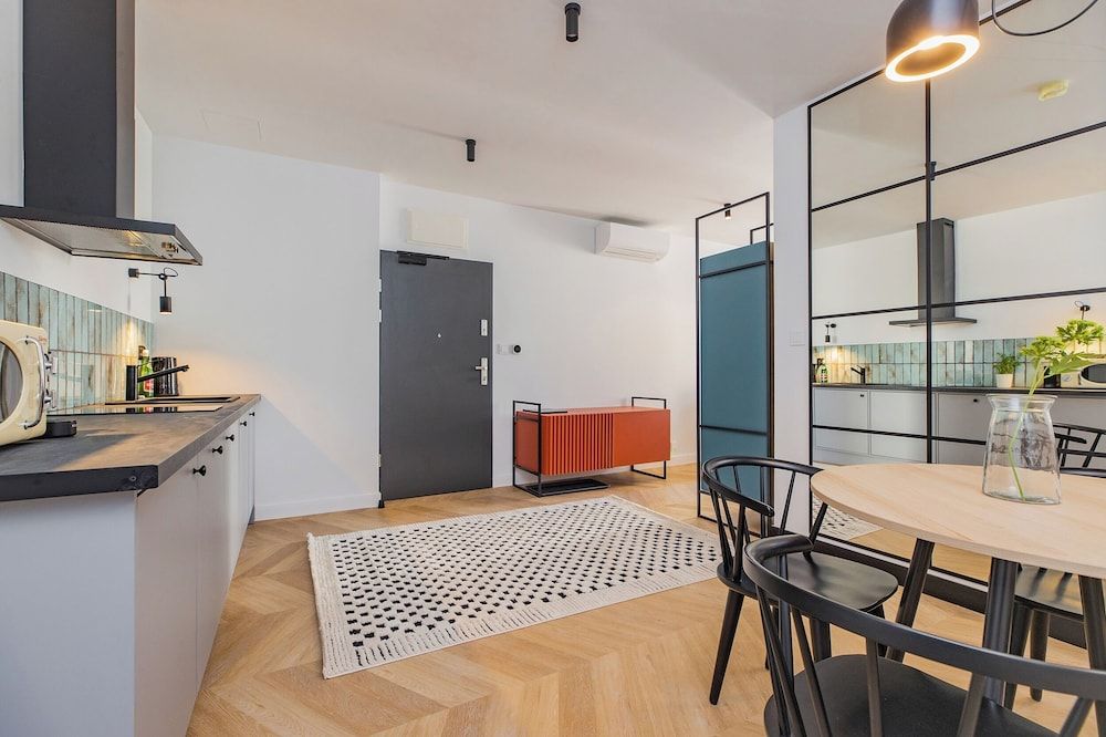 Deluxe Apartment, Balcony, City View