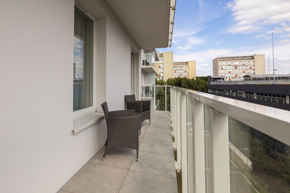 King Apartamenty Galaxy Deluxe Condo, Balcony, City View 8