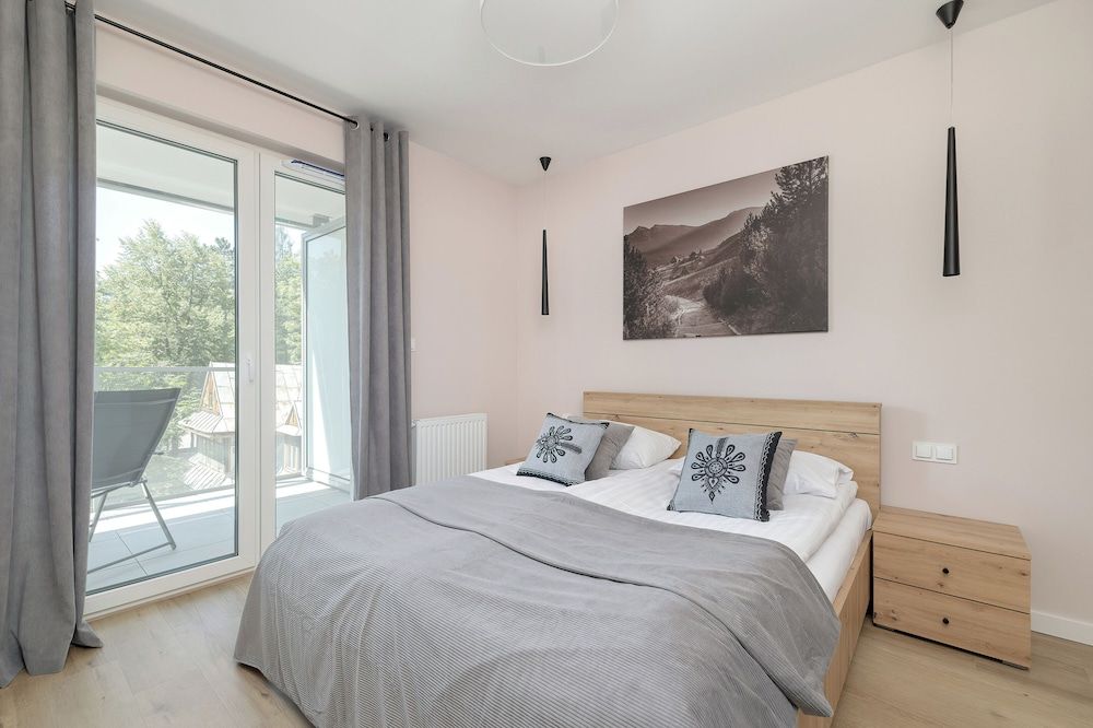 Apartment, 1 Bedroom, Balcony, Mountainside