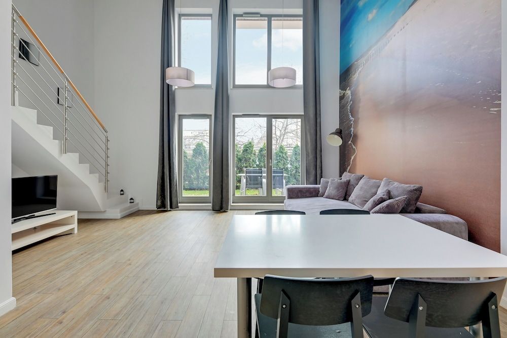 Waterlane Riverside - SPA, Pool, Gym & Parking by Downtown Apartments Deluxe Apartment 8