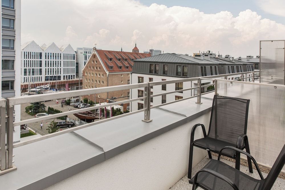 Apartment, Balcony, River View