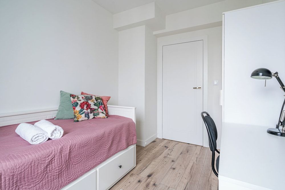 Family Apartment, 2 Bedrooms, Balcony, Tower