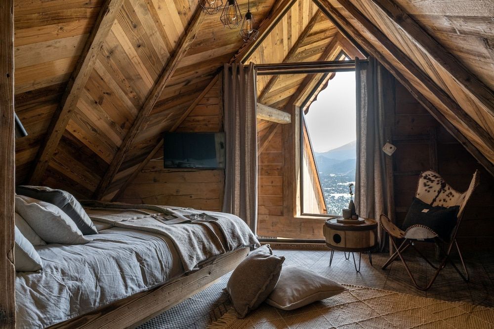 Chalet, 2 Bedrooms, Mountain View