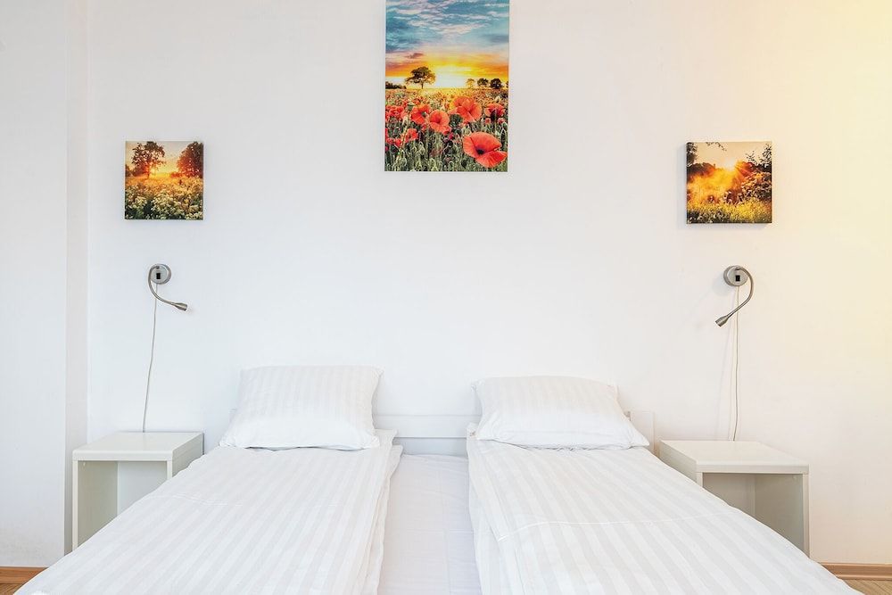 RentPlanet - Studio Aleje Jerozolimskie