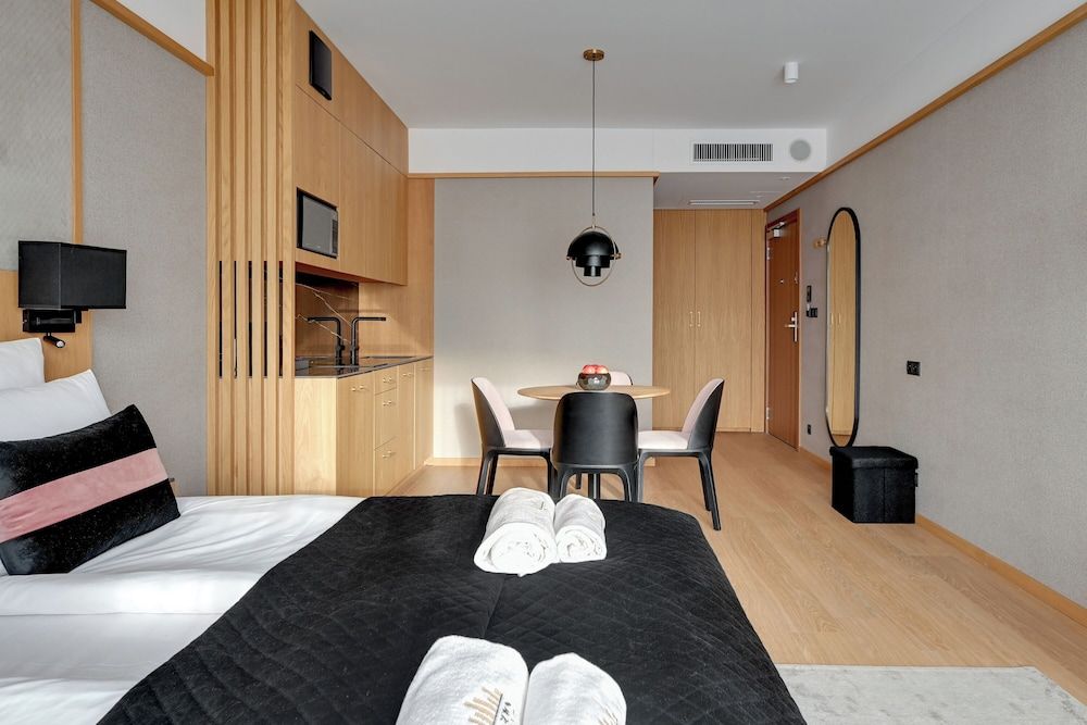 Deo Plaza by Downtown Apartments Comfort Apartment 7