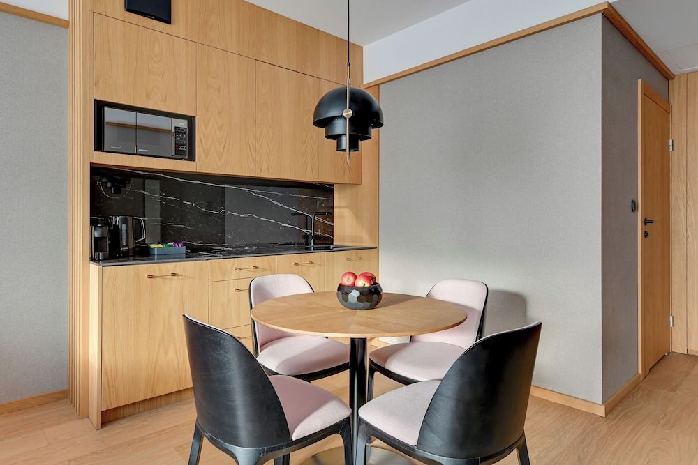 Deo Plaza by Downtown Apartments Comfort Apartment 9