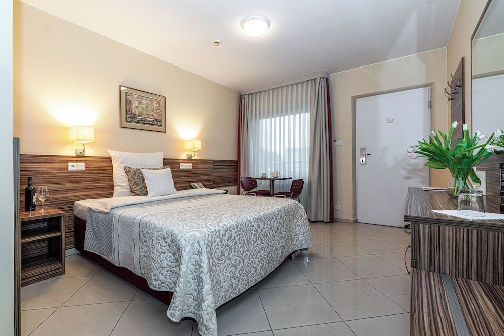 Economy Single Room