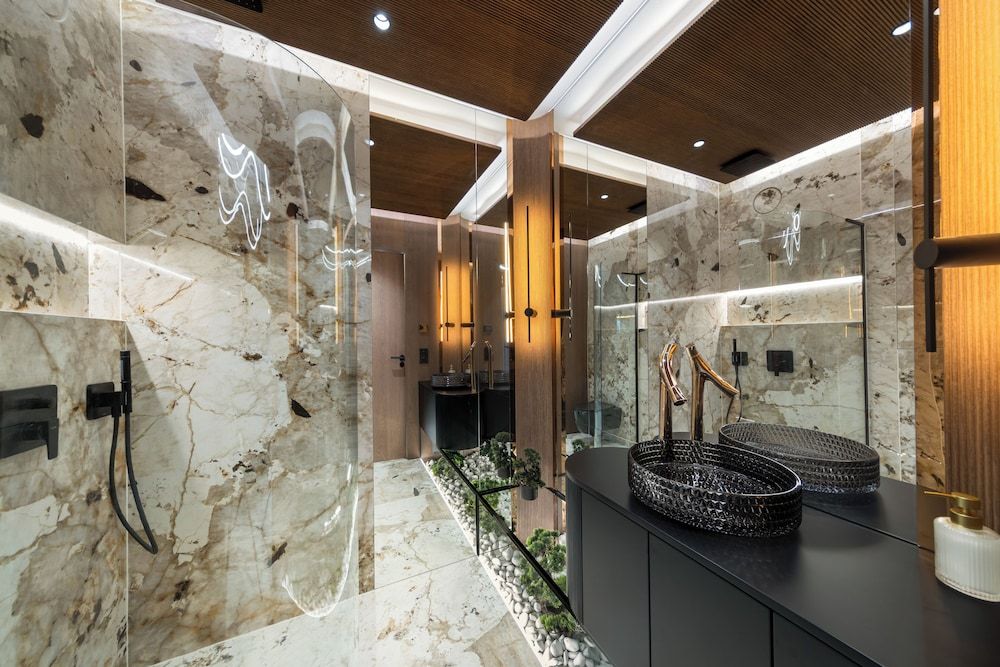 Quorum Apartments Design Studio Suite, Hot Tub, River View 10