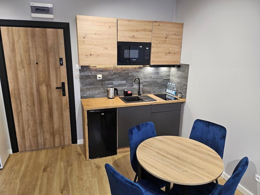 Aparthotel Warszawa Deluxe Apartment, City View 5