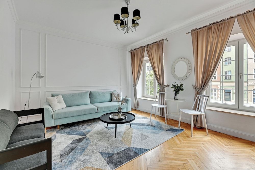 Grand Apartment, City View