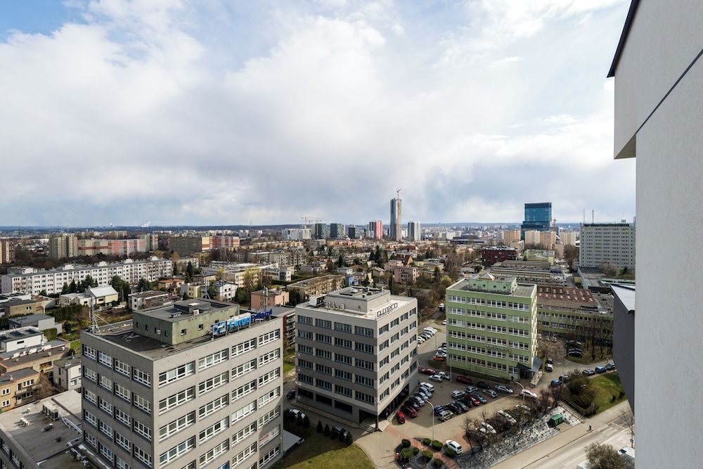 Sky by Kairos Apartments Luxury Apartment, Balcony, City View 38