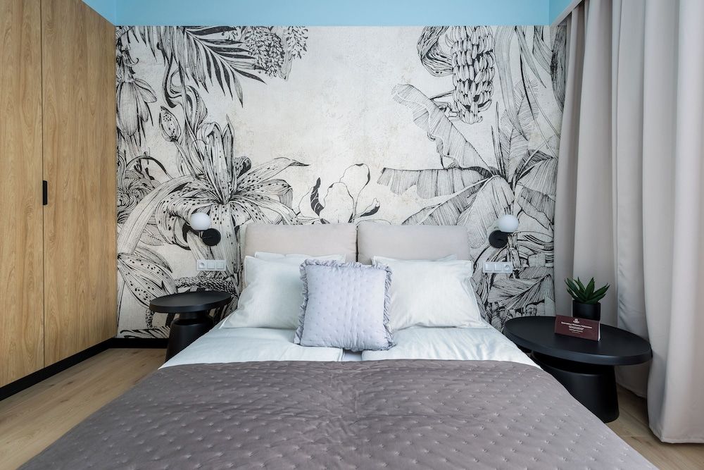 Sky by Kairos Apartments Luxury Apartment, Balcony, City View 9