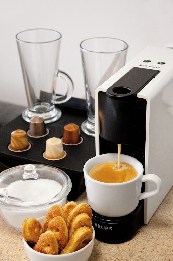 Opal - by Kairos Apartments Comfort Apartment, City View 8