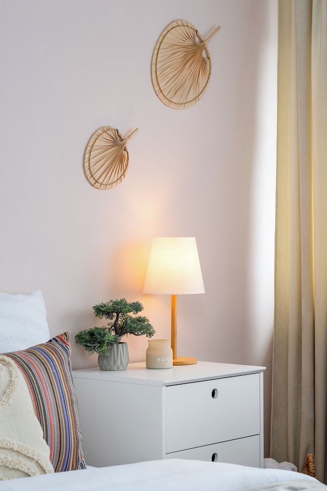 Opal - by Kairos Apartments Comfort Apartment, City View 2