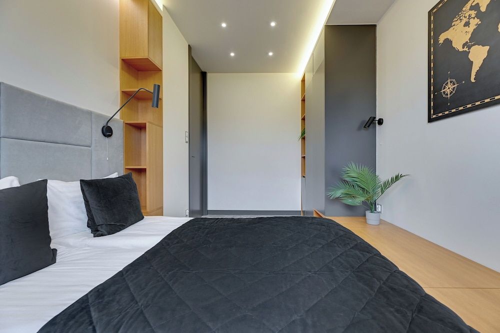 Superior Apartment, Balcony, City View