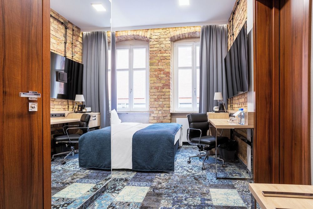 Deluxe Double Room, City View