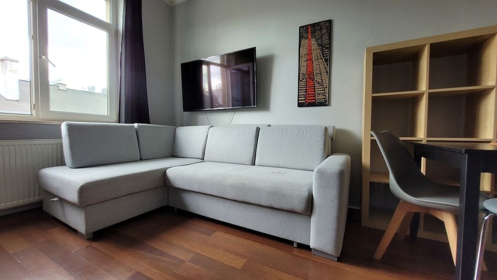 Art Dreams Chmielna 14 Comfort Studio Suite, City View 7