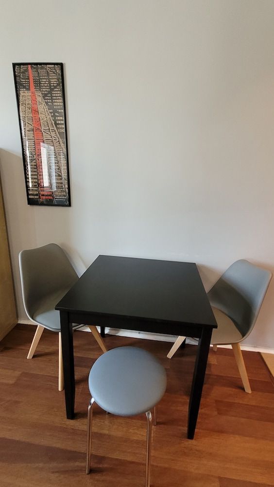 Art Dreams Chmielna 14 Comfort Studio Suite, City View 2