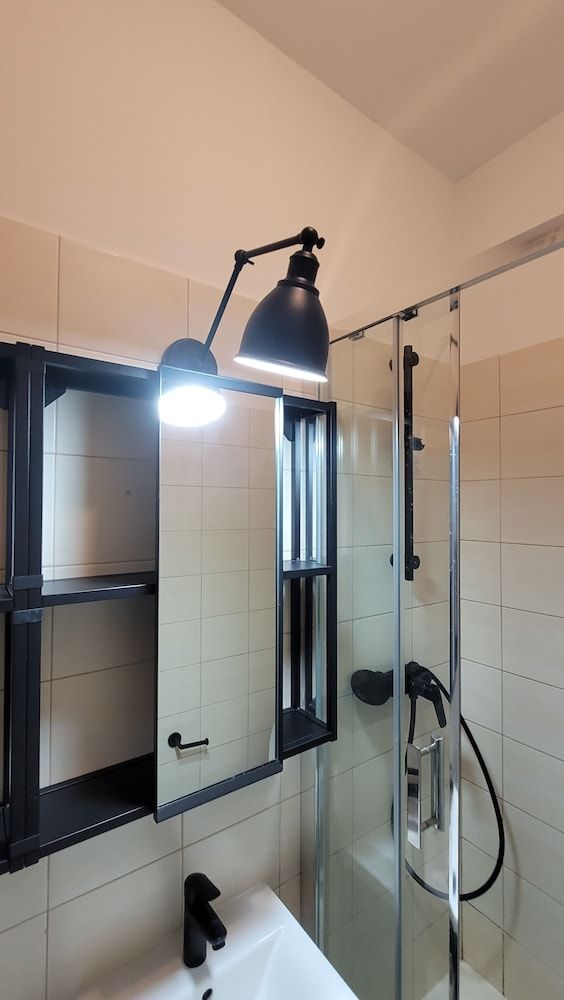 Art Dreams Chmielna 14 Comfort Studio Suite, City View 8