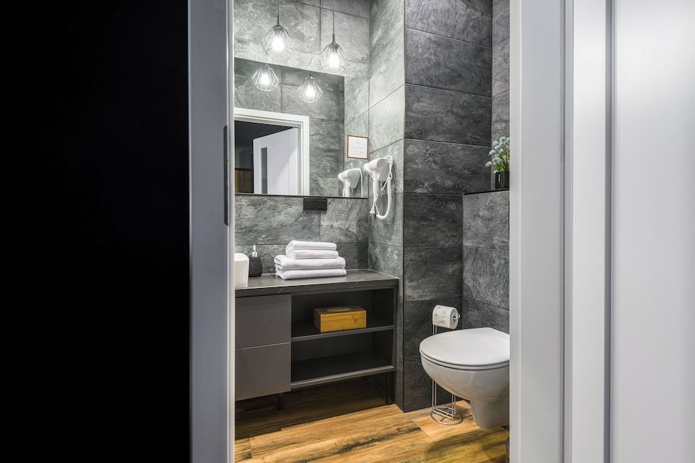 Manhattan by Kairos Apartments Luxury Apartment, Balcony, City View 15