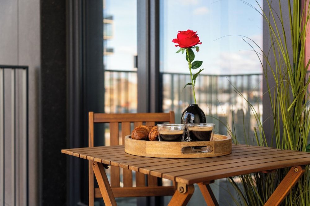 Manhattan by Kairos Apartments Luxury Apartment, Balcony, City View 10