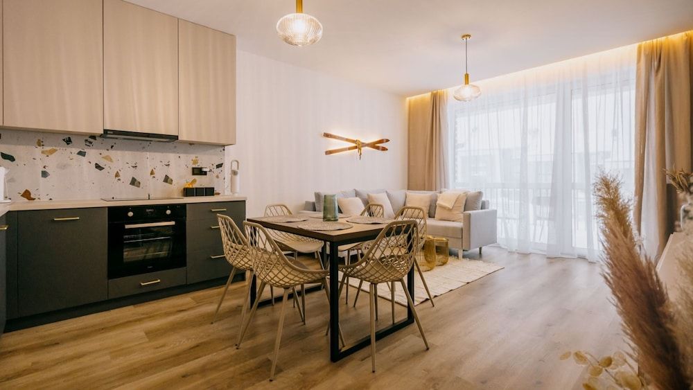 Apartment (2)