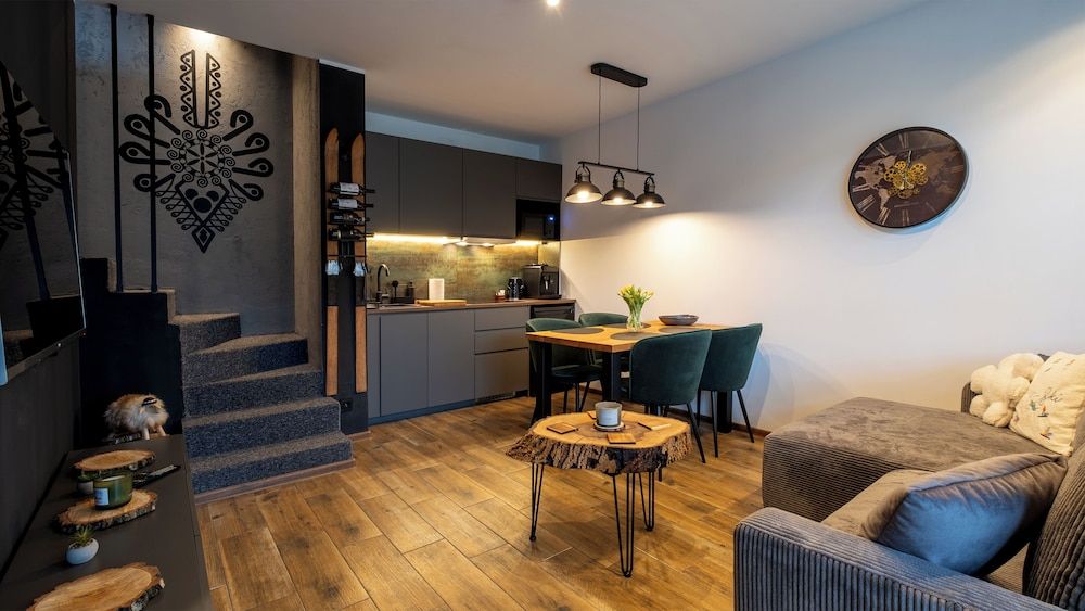 Apartment (E1)
