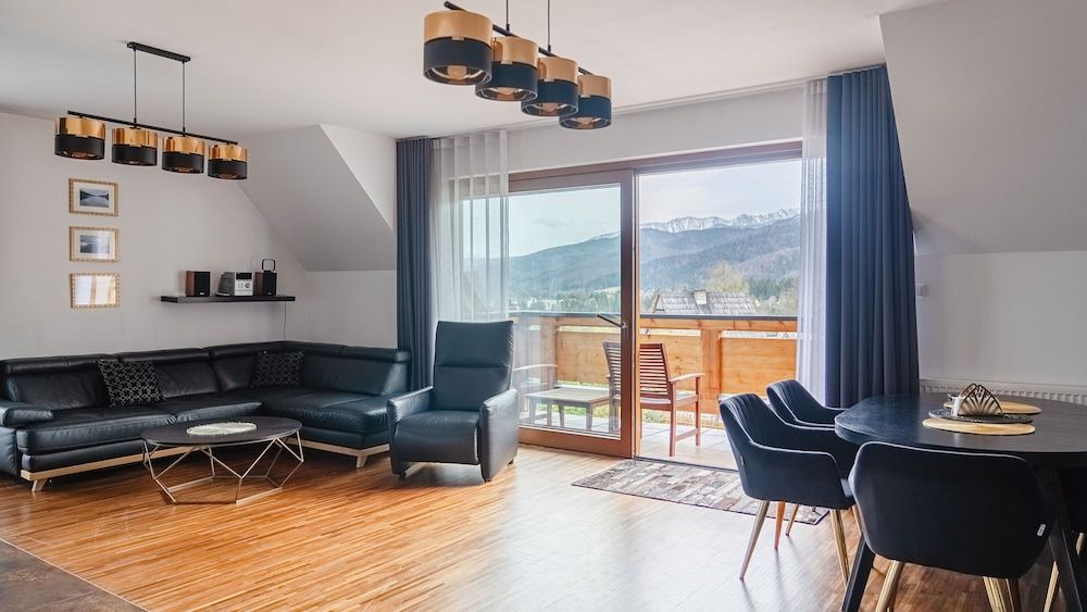 Apartment (D)