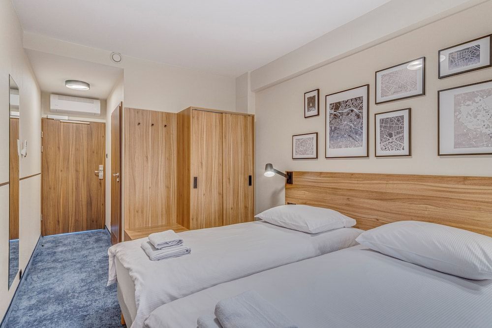 Tulip Hotels - Wroclaw Centre Standard Room, 2 Twin Beds 2